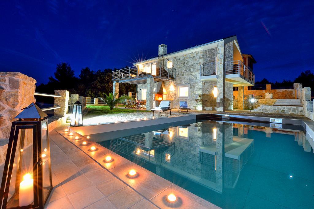 Amazing Villa Ele Zaton  Buitenkant foto